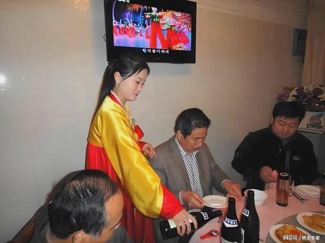 鲜人一天三顿都吃啥：玉米饭、泡菜、大酱汤pg电子模拟器电脑版作为我们邻居普通朝