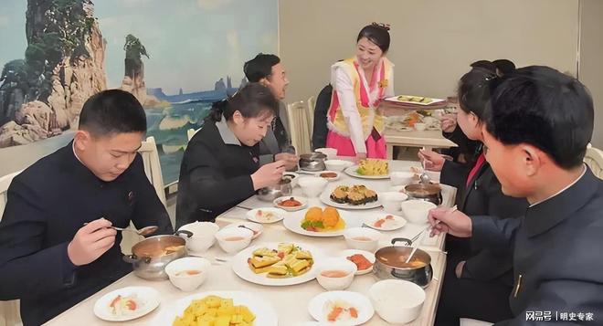 鲜人一天三顿都吃啥:玉米饭、泡菜、大酱汤pg电子模拟器电脑版作为我们邻居普通朝(图3) 鲜人一天三顿都吃啥:玉米饭、泡菜、大酱汤pg电子模拟器电脑版作为我们邻居普通朝(图3)